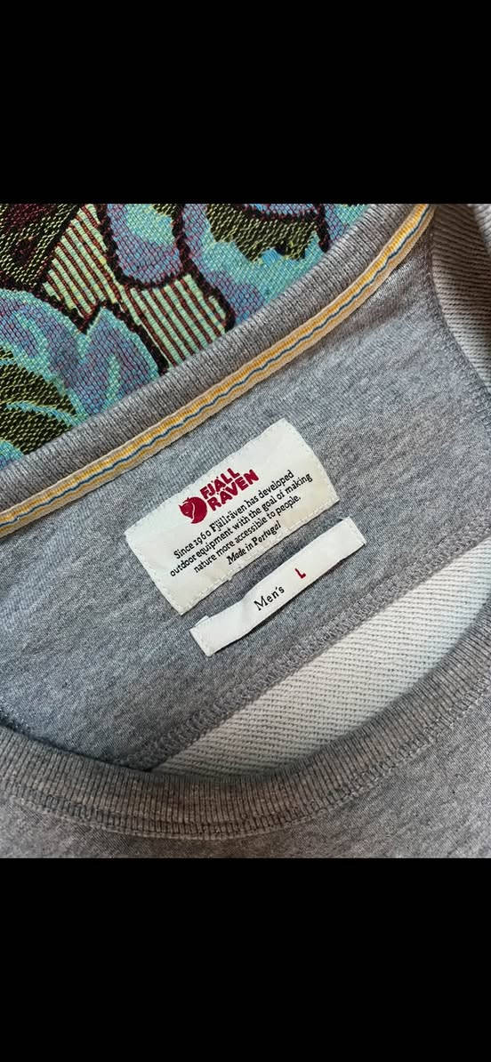 mammut
fjallraven
size_L
نظافە%100
توصیل جمع
***********

