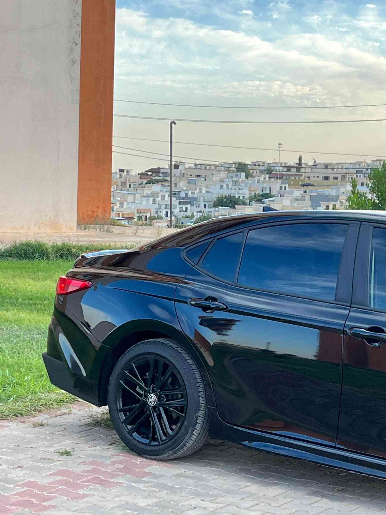 TOYOTA CAMRY 2025 SE HEV 🖤
تيوتا كامري اس ي هايبريد  ٢٠٢٥ 
سعر بلاش 💸😱 170$ ورقه 
مواصفات 
بصمه 
بريك بصمه 
شاشه كبير 
شاشه الكتروني 
نضام قياده
ويل كب كروم 
هايبريد 
كشن جلد 
كشن كهرباي  
و بعد مواصفات هوايه 
ضرر : ٣ قطعه صبغ  و بل قماره ٢ مكان صغير PDR  بدون دواخل ارباك ستيرن  
سياره شرط ترقيم شمالي  يوجد معقب 
رقم موبايل ☎️ *********** 
 واتساب  ⬅️ *********** اكر, نينوى
