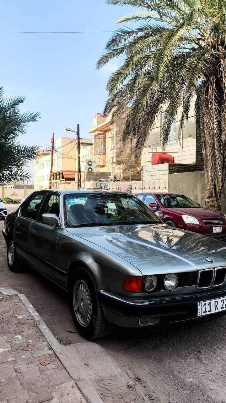 السلام عليكم
سياره بي امbmw 735i موديل1991
سياره فول موصفات فتحه
سياره بدون صبغ وبدن حادث 
سياره حلوه كير ومكينه كفاله 
سياره كشنات جلد 
سياره مناقصه اي شي 
سعر السياره55
مكانه السماوه
الرقم ***********

