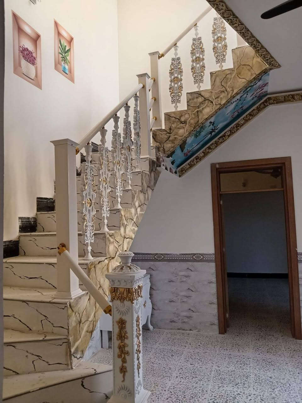 بيت 🏠 في حي جبيل خلف مجمع الرحاب قريب على شارع العام مال سد مساحة 125 زراعي ومسجل بل بلدية اتروح البلديه لا تطي ولا ربع وطلع عليي كشف مابي كل مشكله مسجل بسمي شارع 10 م بناء  👷‍♂️ حديث طابوك مو ابلوك 2023 كامل من كلشي ارضيه كاشي ديكورات بل سقف البيت 🏠 كامل بس تسكن بي خدمات موجودة ماء كهرباء 🔋 مولد منطقه كلهاا متوفره
السعر اب 47مليون 
***********
***********
بيت 🏠 في حي جبيل خلف مجمع الرحاب قريب على شارع العام مال سد مساحة 125 زراعي ومسجل بل حته بلدية اتروح البلديه لا تطي ولا ربع وطلع عليي كشف مابي كل مشكله مسجل بسمي حته مرتسم من بلديه بي شارع 10 م بناء  👷‍♂️ حديث طابوك مو ابلوك 2023 كامل من كلشي ارضيه كاشي ديكورات بل سقف البيت 🏠 كامل بس تسكن بي خدمات موجودة ماء كهرباء 🔋 مولد منطقه كلهاا متوفره
