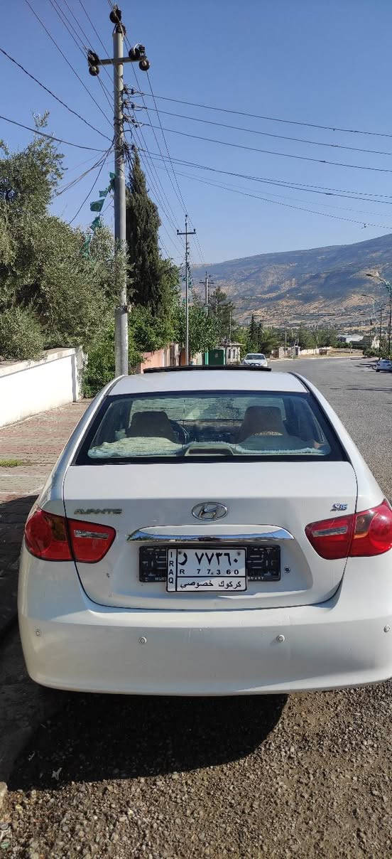 هۆندای ئاڤانتی ٢٠٠٩ قەپات ماسەفات سڵایت لایت ڕەش گێچ لەگزز ئەیبی ئێس و ئاوێنە شەفت ئاوێنە ئیشاڕەت بە  هەرچی ماسەفاتە لەم سەیارە مەوجودە *********** ئەمە ژمارەی خاوەنەکەیەتی پەیوەندی پێوە بکەن  سحرەکەی ٥١ و یەک مەجالی کەم رانية, السليمانية
