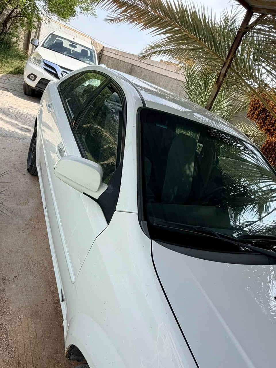 سلام عليكم 

أوبترا موديل ٢٠١٤ بيضاء اللون سيارة نضيفة عدا رصعات بسيطة بالباب سائق (الأيسر) والسونار موجود  محرك نضيف وسيارة باسمي السعر ٧٧ ورقة وبيها مجال 
العنوان سماوة 
التواصل على الواتساب ***********
