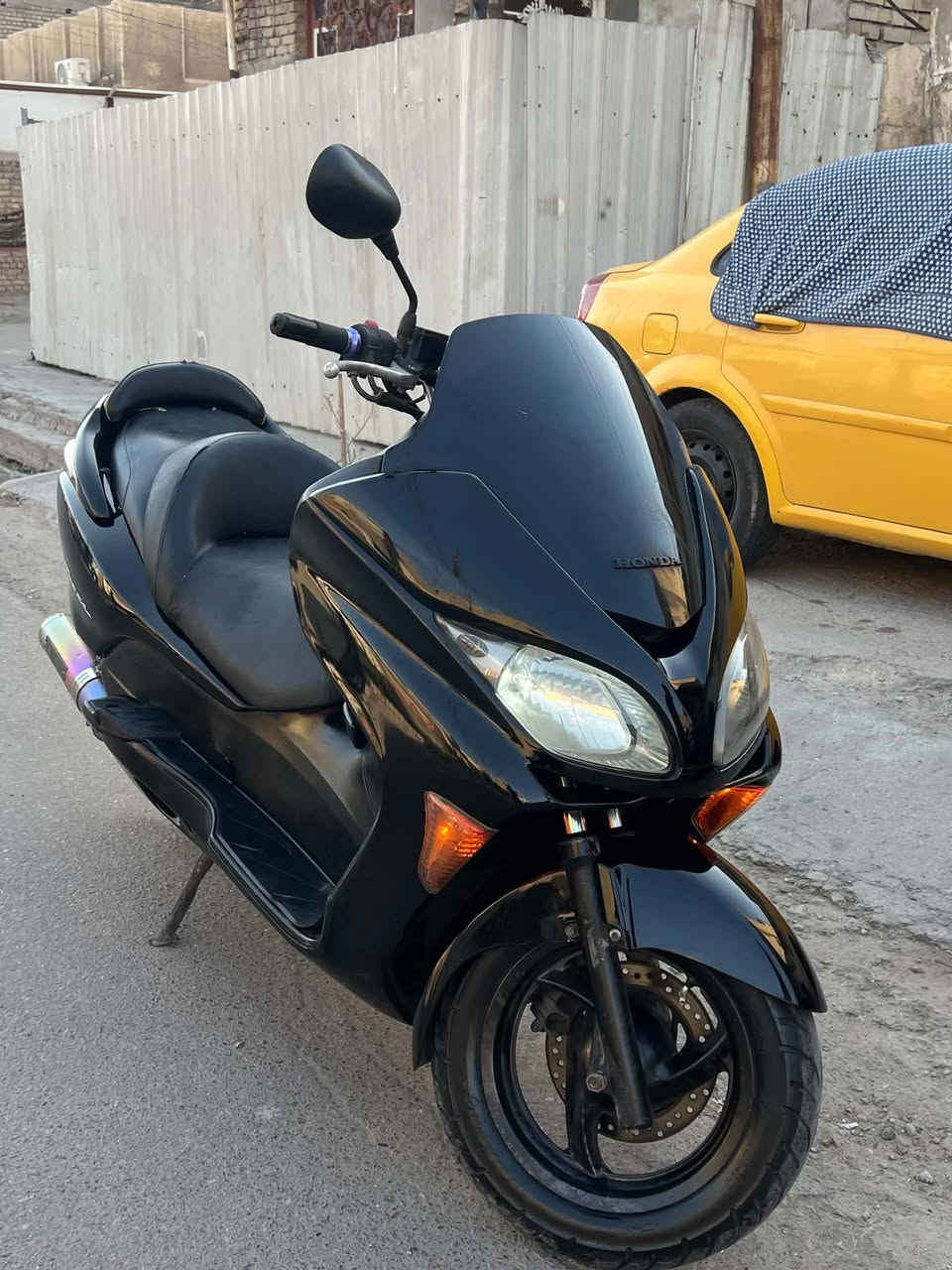 فورزا بصمه صفر تسعه كرستال عميه بلادي دراجه كامله مابيه نقص كهربائيات كله شغاله شلعه ومعدل مكان بغداد 
السعر (مليون و٢٠٠) الاستفسار ***********
