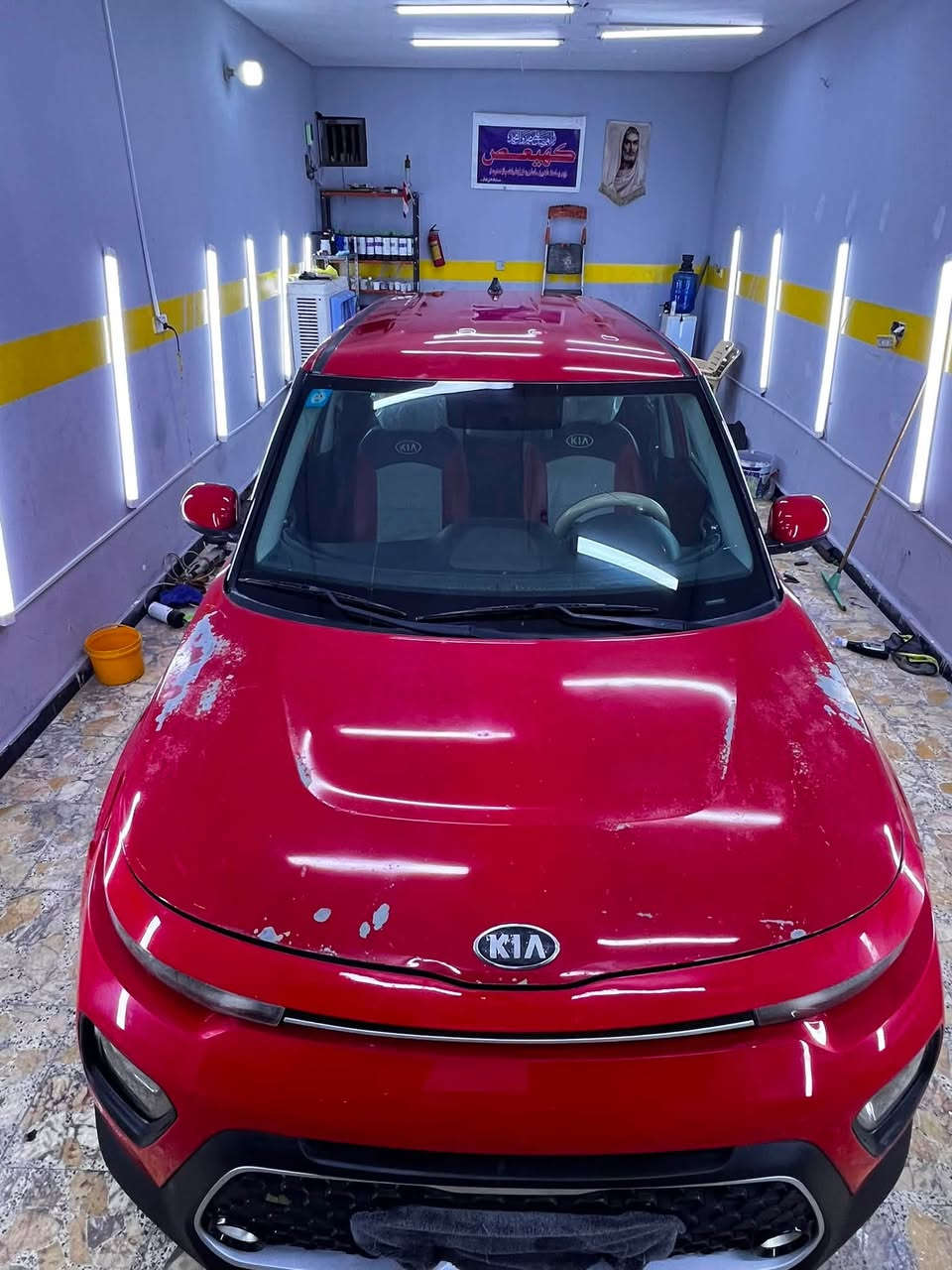 🚘 كيا سول 2020
🔺 المواصفات
▪️ محرك 2000 DOHC
▪️ كير جديد AT
▪️ شاشة كبيرة
▪️ كاميرا خلفية
▪️ كشنات جلد
▪️ تبريد وتدفئة
▪️ رقم بغداد دولي
▪️ السنوية جديدة لغاية 2031
▪️ بأسم المالك
📍 مكان السيارة
▪️ بغداد - البلديات
السعر 110 وبيها مجال
ملاحظة السيارة صبغ عام بسبب الطخات
صور حادث امريكا بالمنشور 
📱 رقم صاحب السيارة
***********@
