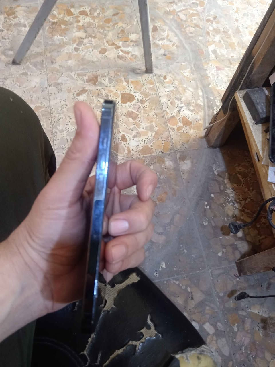 ايفون 12 برو ماكس ذاكره 256 بطاريه 100 مبدل بطاريه وشاشه فيس ايدي متوقف كلشي شغال بي نت اتصال صوت كلشي السعر 240 وبي مجال حيل بسيط مكاني بغداد حي الامين او مشتل *********** بغداد, العراق
