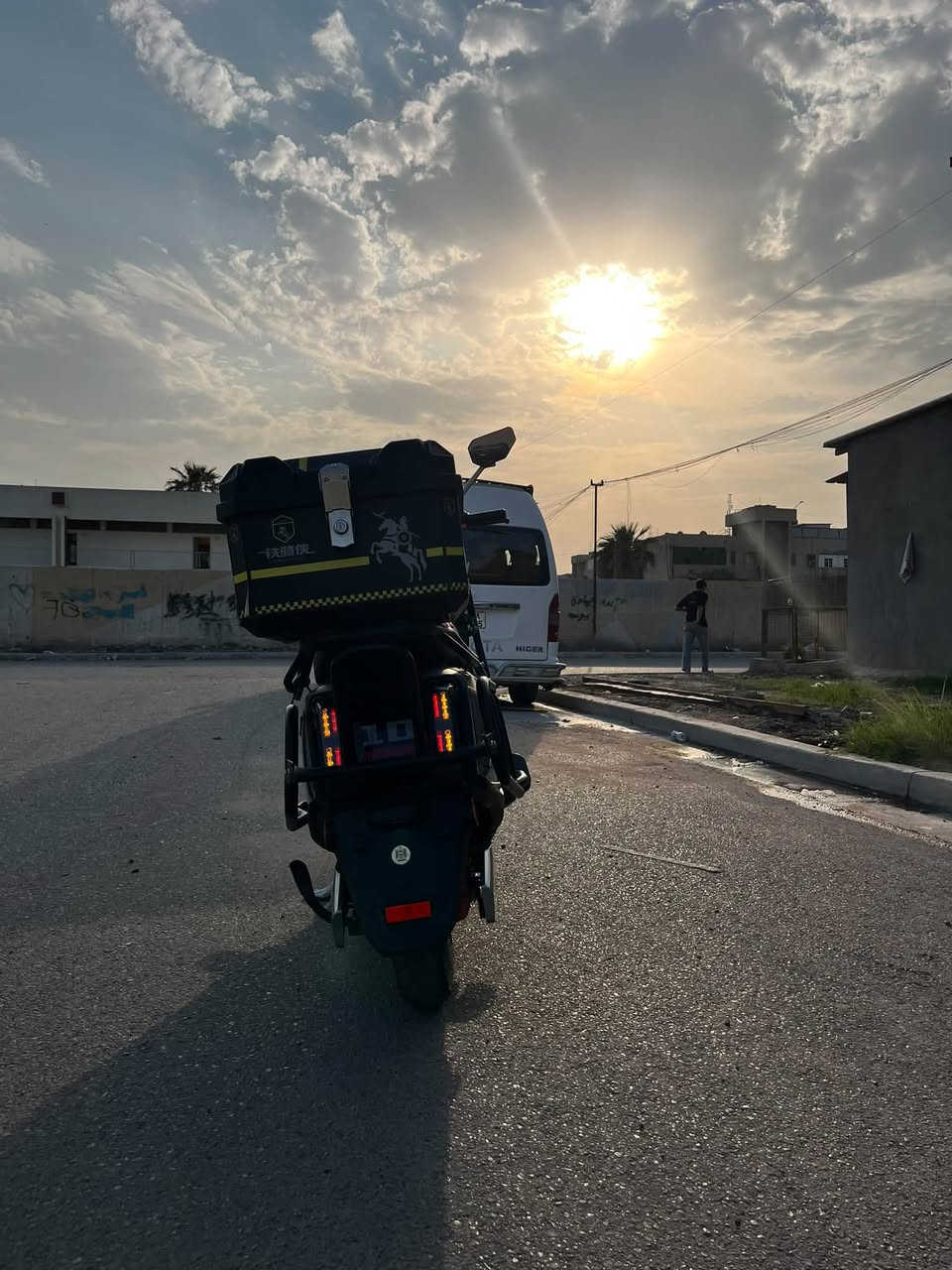 صاعقة • ٩٧٥ • مجال