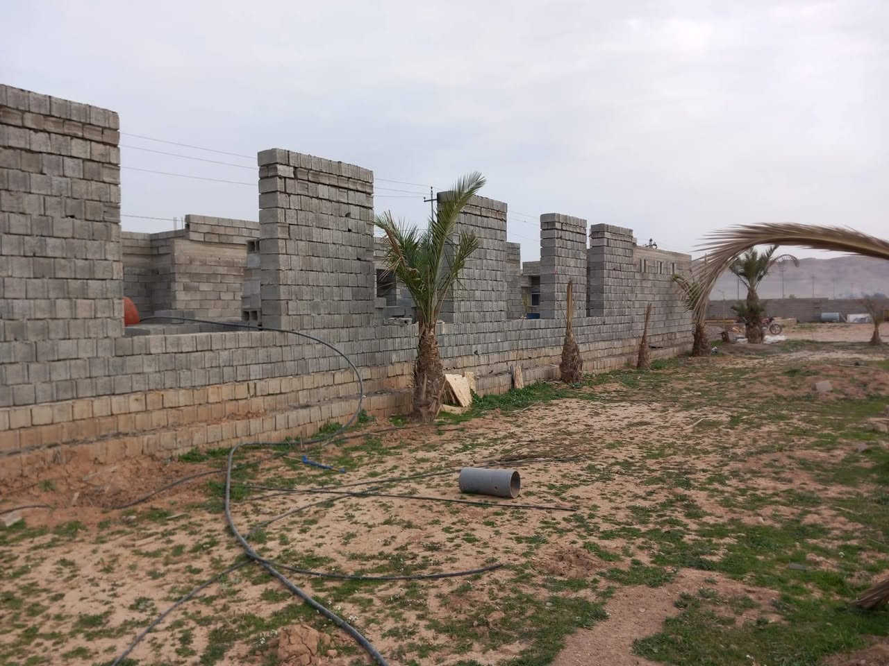 سلام عليكم بناء  بلوكات اسطه يوسف بنا يشتغل كافه محافظات وبسعر مناسب الاستفسار رقم هاتف خابر وتدلل.. 
***********

