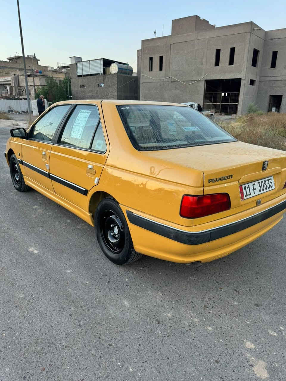 السلام عليكم بيجو بارص موديل 15 سياره جديده مكينه كير حداديه مكفوله تخم تاير جديد كهربائيات كلها شغاله تبريد ثلج مصفره هيه وخرامات رقم نكليزي تحويل مباشر مكفوله من الضربه وتبديل السعر 45 مجال بسيط مال جناي كبل للشارع *********** مكاني بغداد مدينه الصدر
