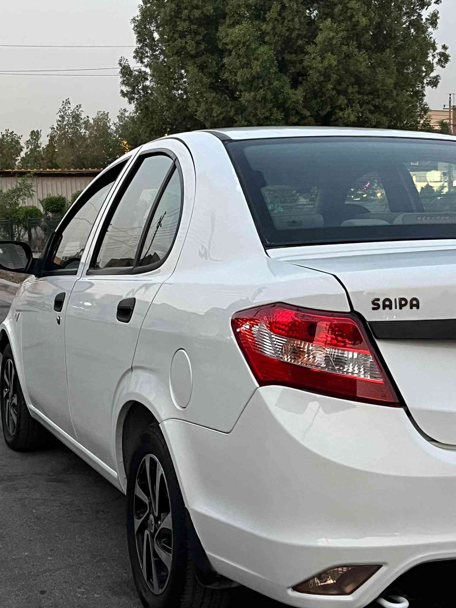 السلام عليكم
للبيع ساينا 2020 كفاله عامه 

رقم بغداد بأسمي تحويل ثاني يوم 

ماشيه ٦٨الف 

تبريد تخم تاير جديد 
ويل كروم 
داخل جديد 
سنتر لك 
سياره مناقصها شي 

ملاحضه بس الدعاميات صبغ 

السعر ٥٨وبيها مجال 

مكاني بغداد حي الاعلام 
***********
***********

