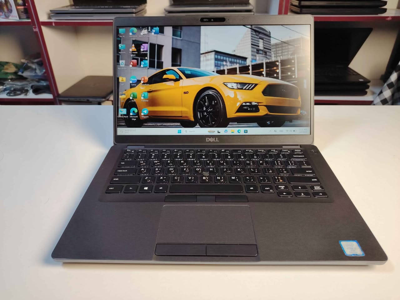 🔥 شغل عالي وفول القوة بسعر ما يتعوض! 🔥
​للبيع لابتوب Dell Latitude 5401 العملاق.. طيارة بالأداء وأناقة بالمنظر، من فئة الـ Latitude العملية والمقاومة للكرف!
​💡 ليش هذا الجهاز هو اختيارك الصح؟
​المعالج: Intel Core i7 الجيل التاسع فئة H (يعني معالج أداء عالي مو الفئات الضعيفة، يتحمل ضغط وحمل ثقيل بدون ما يرمش).
​الرام: 8GB DDR4 (سريع وجاهز للتطوير بأي وقت).
​التخزين: 256GB SSD (إقلاع بلحظات وسرعة خيالية بنقل البيانات).
​الشاشة: 14 بوصة بدقة FHD صافية وبألوان مريحة للعين.
​الكارت: Intel UHD Graphics 630 (شغلك المكتبي، الدراسة، والتصفح والتصميم الخفيف بطلاقة).
​المميزات: كيبورد مضاد للصدمات مع ستيكر ضوئي إنارة مضيئة لكتابة مريحة بالظلام!
​💰 السعر الكامل: 360الف دينار بس!
🚚 التوصيل: شامل وواصل للباب (ما تدفع ولا دينار زيادة فوق السعر).
​الكمية محدودة والجهاز جاهز للاستخدام الفوري.. للطلب أو الاستفسار دز رسالة للصفحة الآن! 📥 بغداد, العراق

نص مكتوب في الصور:
- PU Intel(R) UHD Graphics 630 0% Copy 0% 0% Video Decode 0% Video Processing 0% ared GPU memory 3.9 GB tilization 0% GPU Memory 0.1/3.9 GB Shared GPU memory 0.1/3.9 GB Driver version: 31.0.101.2135 Driver date: 3/6/2025 DirectX version: 12 (FL 12.1) Physical location: PCI bus 0, devic...
- CPU
- Intel(R) Core(TM) i7-9850H CPU @ 2.60GHz
- % Utilization
- 100%
- 60 seconds
- 0
- Utilization
- 9% Speed
- 3.66 GHz
- Base speed:
- 2.59 GHz
- Sockets:
- 1
- Cores:
- 6
- Logical processors:
- 12
- Virtualization:
- Enabled
- L1 cache:
- 384 KB
- L2 cache:
- 1.5 MB
- L3 cache:
- 12.0 MB
- Processes
- 191
- Threads
- 2104
- Handles
- 83652
- Up time
- 0:01:02:21
- Run new task