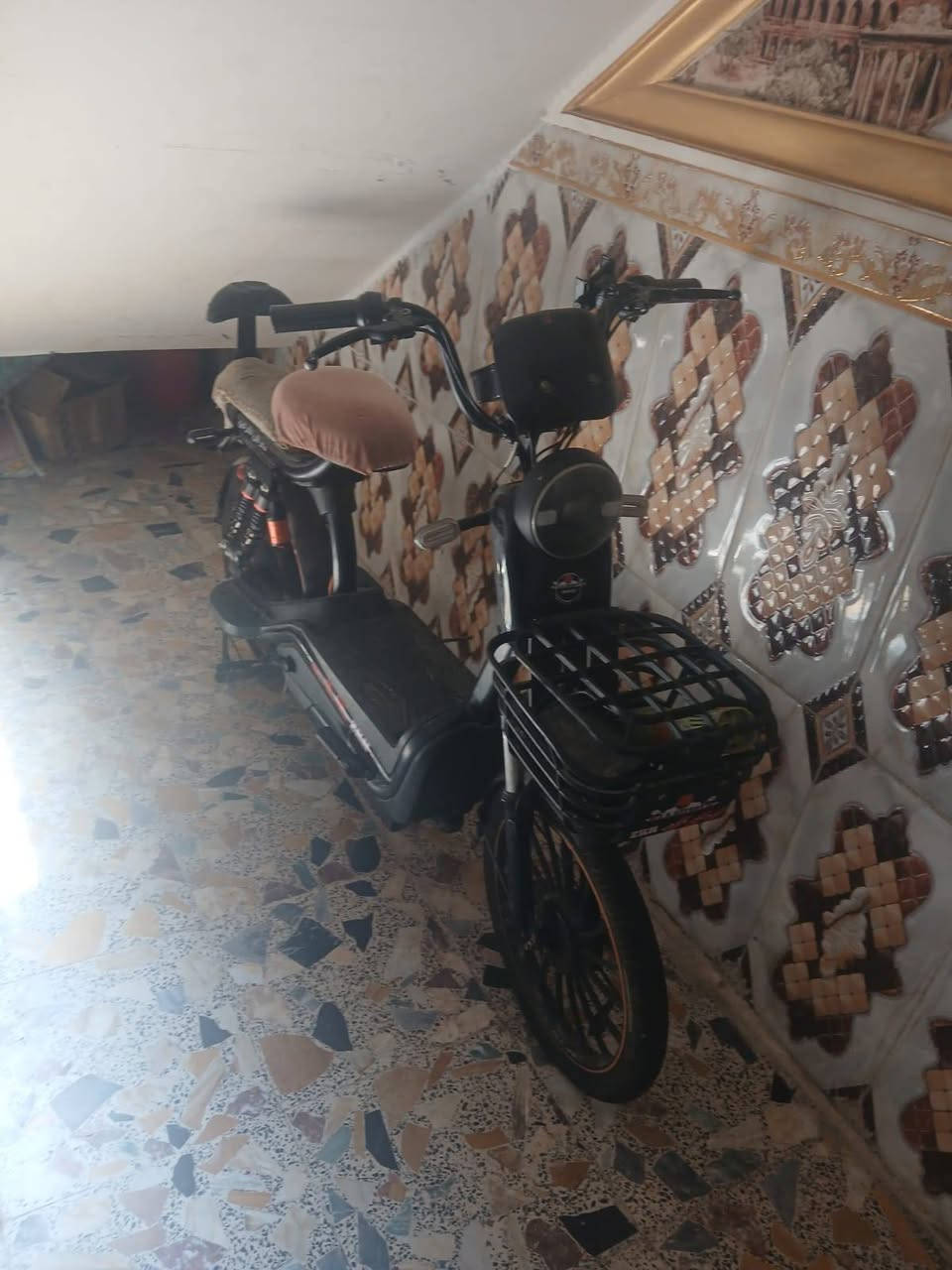 سلام عليكم دراجه شحن البيع السعر 300وبيهةمجال
نتصل على رقم ***********@
