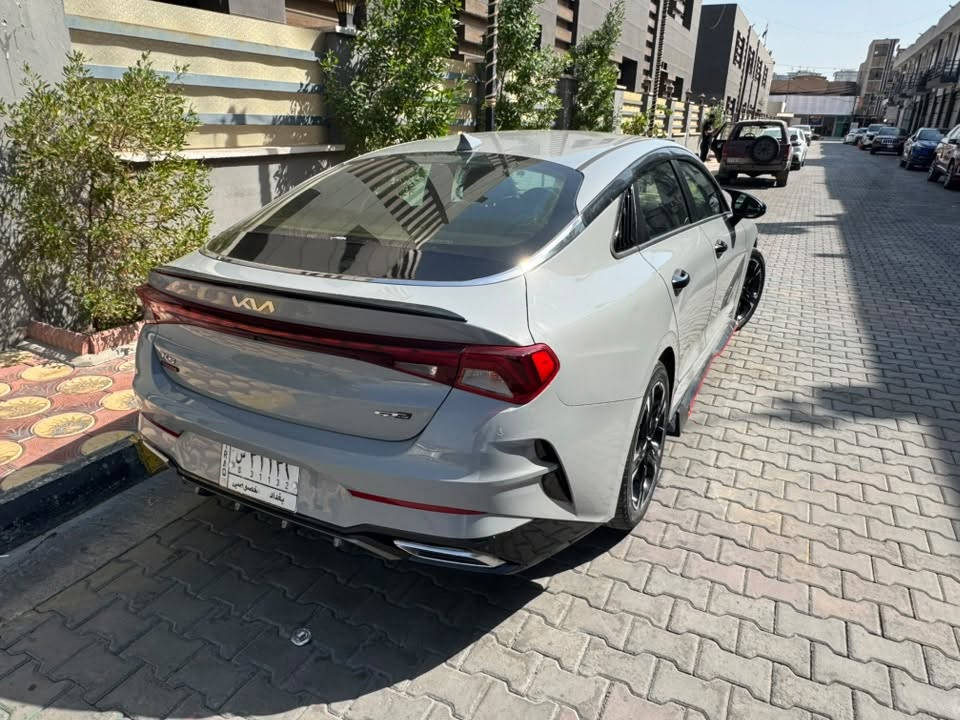 Kia k5 
Gt line 
2022
مواصفات gt line
تدفئة كشنات 
كراسي جلد
انارة محيطية 
كامرة حوادث
شحن لاسلكي 
قيادة ذاتية 
ماشية 56 مل 
بغداد حي الجهاد

.
.
حادث قطعة وحدة بنيد 

السعر 155 $

رقم ‭+964 781 172 0738‬
