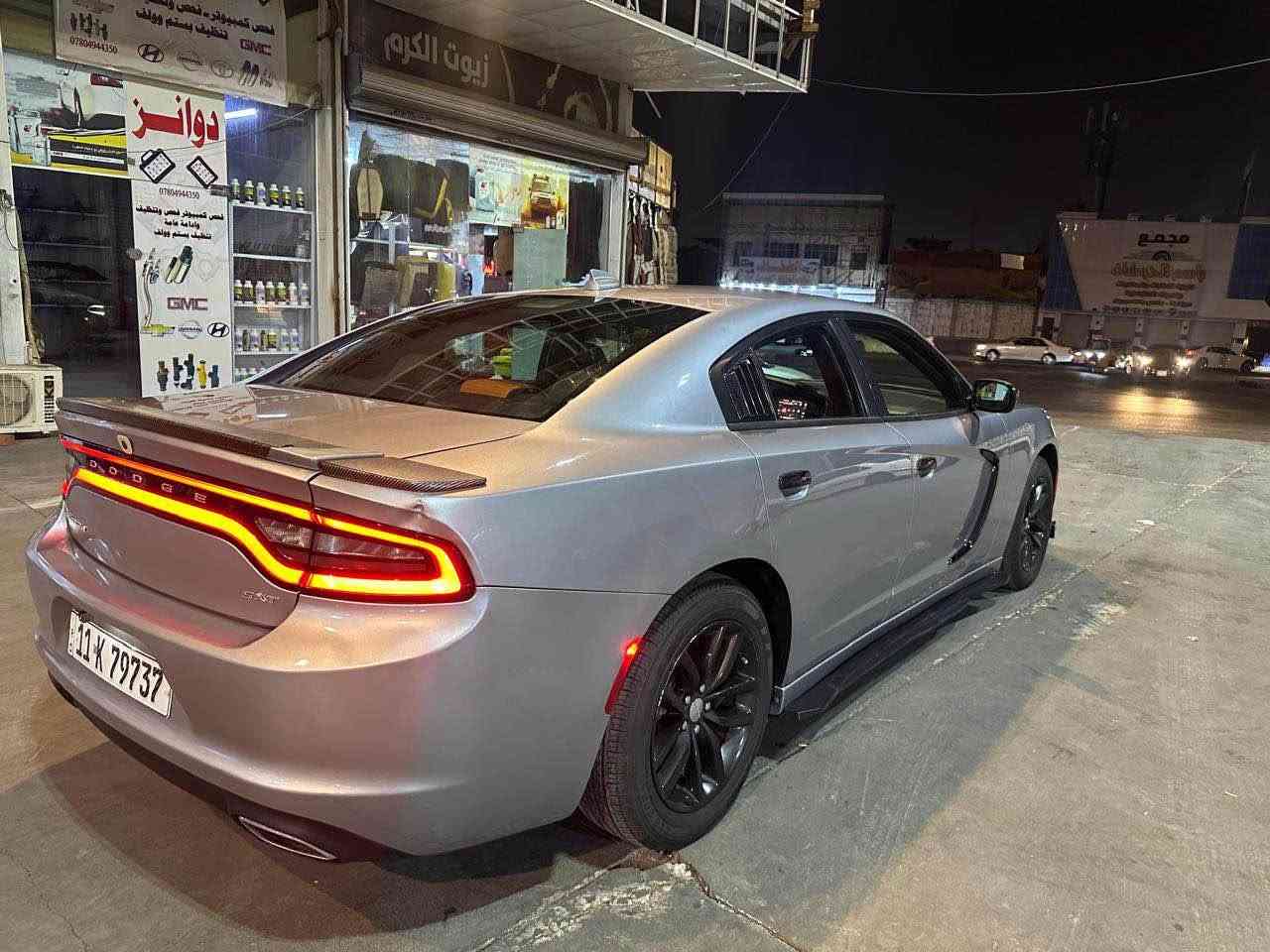 جارجر SXT 2016  كفاله عامة عدا الدعاميات اني صابغهم اثر شخوط بسيطة وارد كندي كلين تايتل بيها طخة زغيرة بالعراق موضحة بالصور السيارة كلش حلوه احلى من الصور 
مواصفات السيارة
تخم تاير قبل الاربعينيه شادة 
حدادية جديدة 
لايت زنون 
2 ويل 
محرك 3600 
دخول ذكي بصمة تشغيل عن بعد شاشة كبيرة 
كشنات جلد حظن شغل بغداد حسين شمارة 
الرقم جديد انكليزي هزه تنتهي بشهر التاسع 
السعر المطلوب 20500$
يعني شدتين وخمس ورقات 
رقم الهاتف *********** البصرة, العراق
