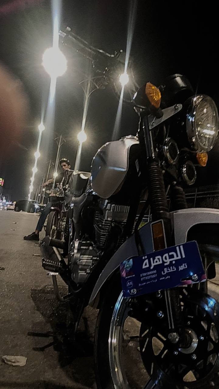 سلام عليكم دايون للبيع مديل 23 طالعه بداية ل 26 اوراق أصولي كامل وكيله ثامر خلخال دراجه نضافه فول ومامتعوبه سعره 1600 مكاني كربلاء ***********

