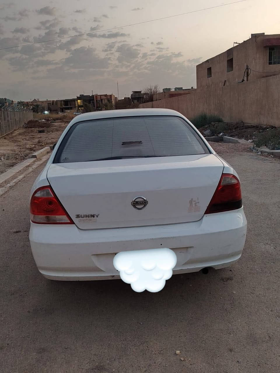 نيسان صني 2009 بدي كوري للبيع فقط
السياره بيها اربع قطع بارد بدون صبغ ولا تبديل
كير ومكينه جاهزات
حدادية 50٪
رقم انكليزي بأسمي مداور ثاني يوم
السعر 85 وبيها مجال بسيط
مكان ذي قار سوق الشيوخ 
*********** للتواصل
