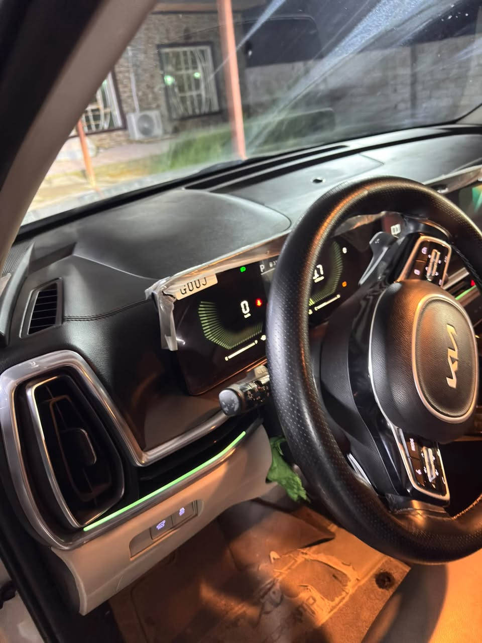 السلام عليكم 

كيا سورنتو 2024

✅✅ مرقم قادسية✅✅

🚗ويل 19
🚗خليجي
🚗ماشيه 60 الف 
🚗 حجم المحرك V6 3.5L 
🚗 مرتبط بناقل حركة أوتو 8 نمر 
🚗 مفتاح التشغيل بصمة
🚗تشغيل عن بعد
🚗 فتح الصندوق كهرباء
🚗حساسات أمامي خلفي
🚗لايت زينون + LED 
🚗 دخول بصمة ذكي 
🚗 اشارة في المرايا الجانبية 
🚗 المرايا قابلة للطي كهرباء 
🚗 كير ماوس 
🚗 هاند بريك كهرباء
🚗 شفتات مقود 
🚗 مثبت السرعة Cruise 
🚗 المودات والاوامر الصوتية 
🚗شاحن هاتف Wireless 
🚗مخرج منفذ الطاقة 
🚗فحص نظام السيارة 
🚗 انارة داخلية LED محيطية 
🚗7 راكب 
🚗المقاعد  لون أبيض 
🚗حركة المقاعد الأمامية كهرباء 
🚗 3 قطع تبريد 
🚗 4 أوضاع القيادة Drive Mode 
🚗 أوتو هولد Auto Hold 
🚗 نظام مانع الانزلاق 
🚗 نظام نزول المنحدرات 
🚗 بردات أبواب خلفية

مكفوله ماعدا رصعه بسيطه ماتبينه 
📱📱📱📱📱📱📱📱
للا ستفسار الاتصال ع الارقام  ‭***********‬ ***********
