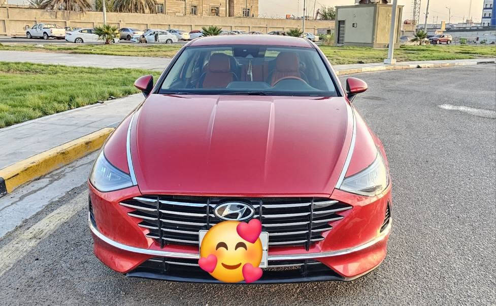 لسلام عليكم 
هيونداي سوناتا 2021
‏🚨‏🚨‏🚨للبيع او مراوس ‏🚨‏🚨‏🚨‏🚨حسب القناعه
وارد امريكي  حادث داير فقط كد ٥اصابع صبغ الباقي كفاله
رقم اربيل السنويه باسم شركه تريد تحويل او وكاله
المواصفات : 
.مكينه ٢٥٠٠ تنفس طبيعي
.رادارات 360 درجة 
.كراسي + (تدفئه 
.رادار مانع تصادم 
. رادارت جانبية ( تحذير النقطة العمياء ) 
. شاشة وسطية اكبر حجم 
. هاندبريك كهرباء 
. تحكم ستيرن جهتين 
. اضاءة امامية ليد 
. اضاءة امامية زينون 
. اضاءة خلفية ليد 
. تحديد سرعه 
. تحديد مسار
. سماعات نظام Bose
.مساحات اوتو ويا المطر تشتغل وحدها
العنوان البصره القبله خلف البريد 
لاستفسار مرايله او اتصال
 *********** 
*********** البصرة, العراق

