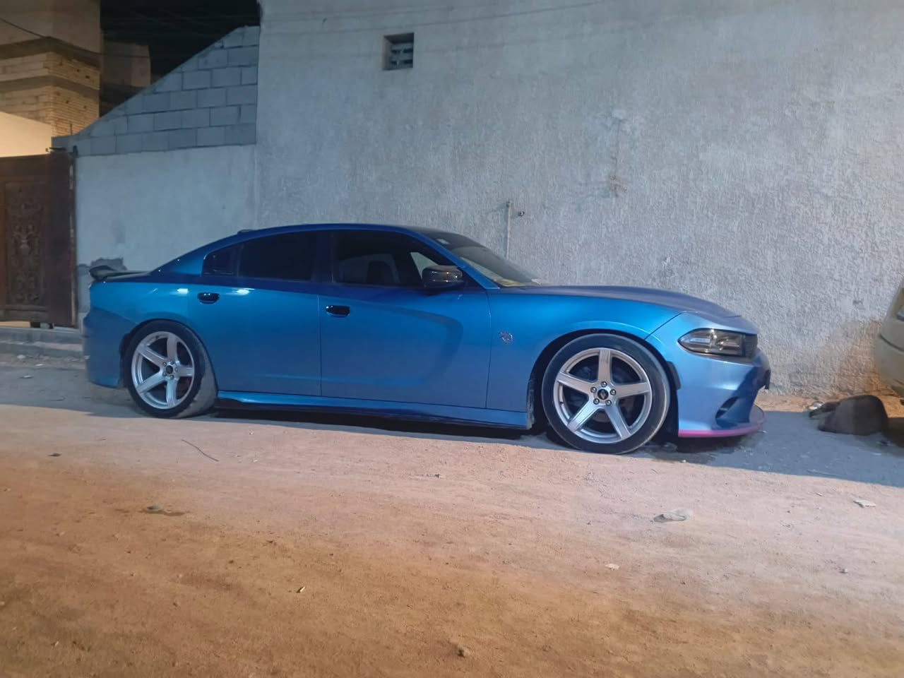 تشارجر SRT • ٢٠١٦ • فول مواصفات