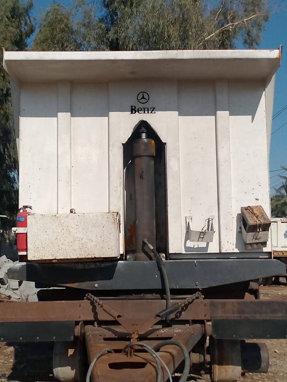 مقطورة للإيجار كاملة العنوان ديالى للاستفسار *********** ربي يرزق الجميع
