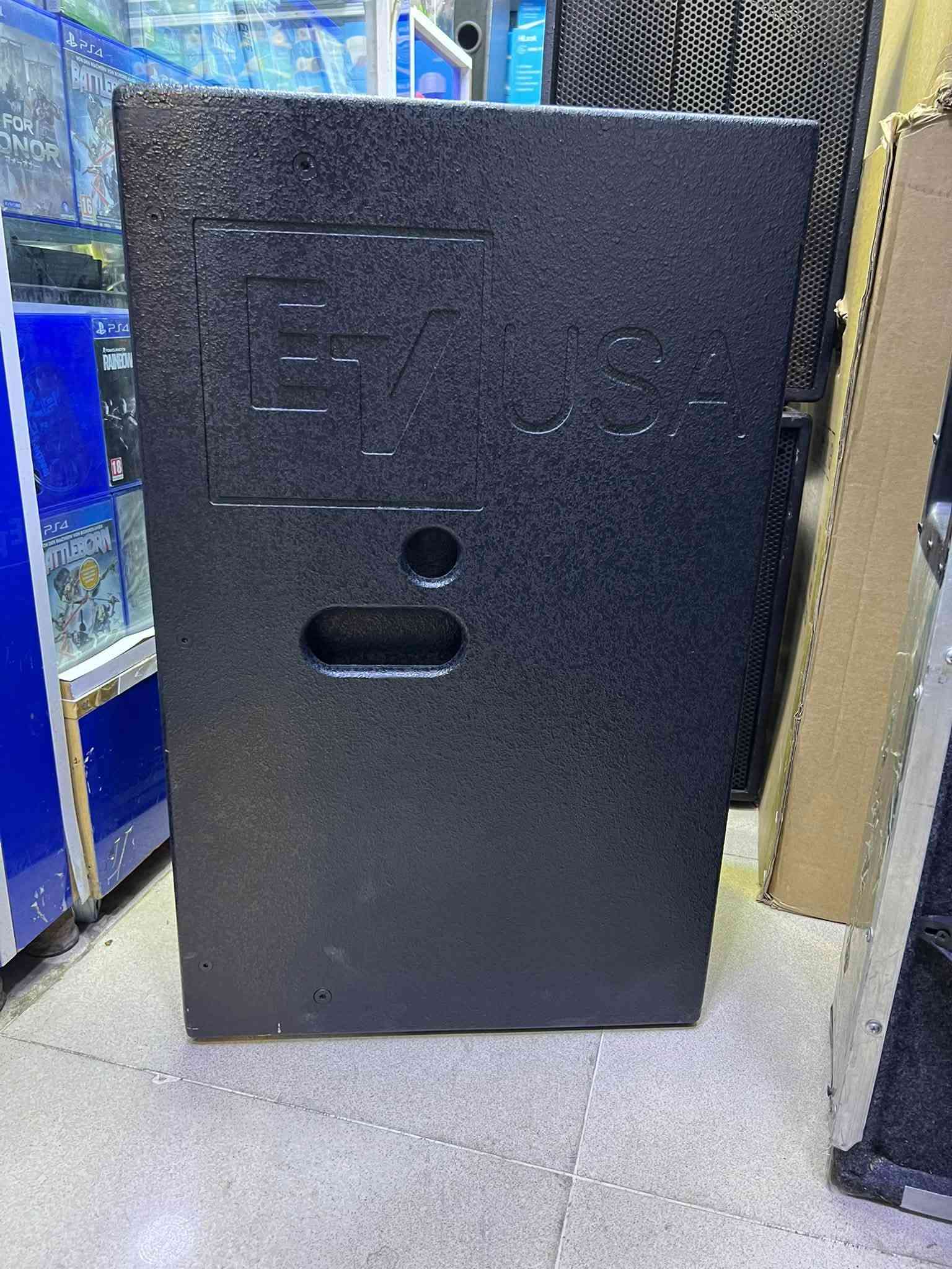 زوج سماعات • EV كوبي • ١٥ انش