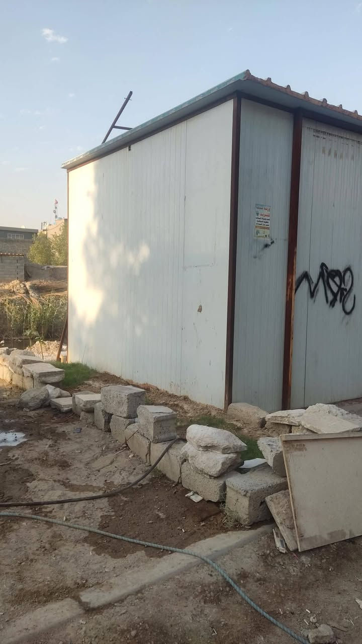 سلام عليكم سندويج للبيع الواجيها 5 ولنزال 4عنوان بغداد الشعب السعر 800 ***********
