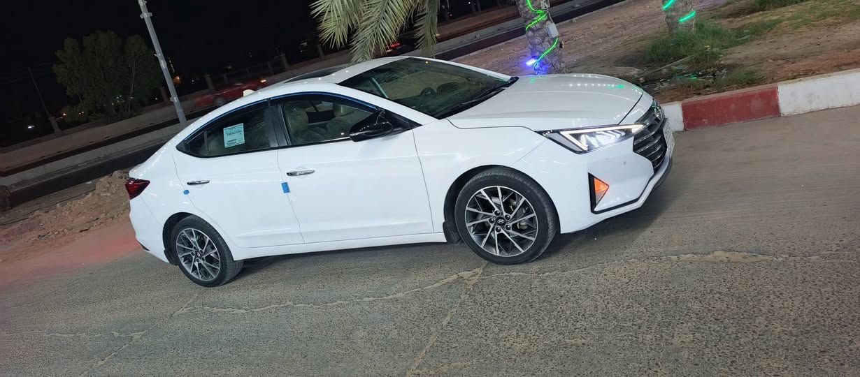 النترا مديل ٢٠ رقم اربيل فول مواصفات جاهزه من كولشي محرك
مامفتوح كير ومحرك شرط تبريد ثلج حداده جديده تخم 
تاير مدوشمه دواخله كلش جديده كفاله عامه سياره بيه بعظ
الخدوش البصيطه كلش حلوه سياره مال جناي معروفه مواصفات ال ٢٠ مكان سياره نجف حي نداء سعر ١٤٤ وبيه 
مجال بصيط ***********
