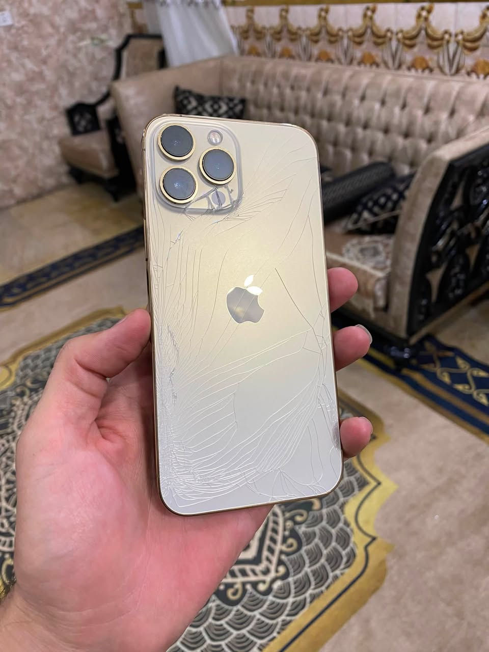 ١٣ بروماكس ١٢٨ جهاز لوك جديد كله شغال فقط ضهر مفطر  بطاريه ٨١ بلاد جهاز بلاد السعر ٥٤٠ مجال قليل. بلديات *********** فقط بيع بغداد
