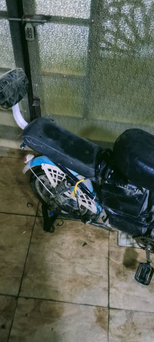 السلام عليكم
للبيع دراجة شحن نوع HIS حجم 16 مشي زين بريك زين باتريات منظومة 48 فولت 4 بطاريات قابلة للتبديل إلى ليثيوم يحتاجلها ادامة و تعديل تفاصيل صغيرة 
ال يجي وياها:
1.شاحنة
2. جوب جديد
3. زنجبيل شايله لان ما استخدمه و تركيبه سهل
للاستفسار واتس 
***********
