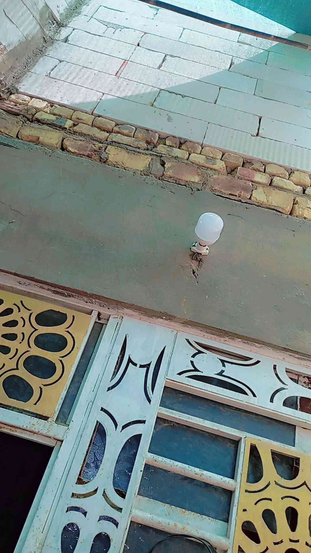 دار مساحه100متر ركن طابقين للبيع @إشارة 
بناء نضيف يحتاج ترتيبات 
الطابق الثاني ماكامل
زراعي حي ميسان قرب سكله الكرعاوي 
موقع مميز السعر22 مع المجال بصيط
خريطة كامله استفسار ***********قرب شارع 60 منطقه راقيه جدا بيع مستعجل بيع مستعجل سعر القطعه @إشارة

