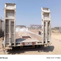 لودر لبيع  اوربية تاير 17ونص طول 7 وعرض 3صافي سبرنك 07724342022