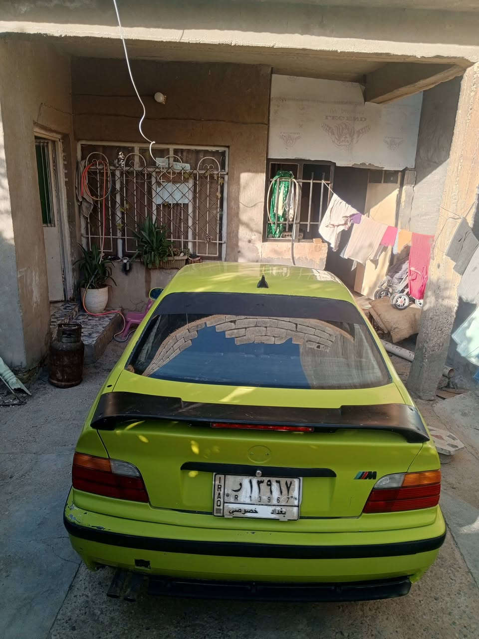 سلام عليكم شباب e36 للبيع 
رقم بغداد محرك 25 تك فانوس 
كير عادي موديل 93 بيه نواقص 
قليله متواجد خاص وتساب سعر 55 بيه مجال
***********
***********

