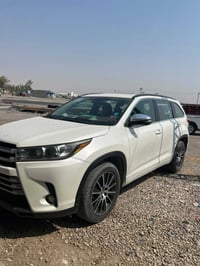 وبركاته 🌹  🚘 للبيع تويوتا هايلاندر 2018 🇺🇸 وارد أمريكي 🔹 محرك 6 سلندر ...