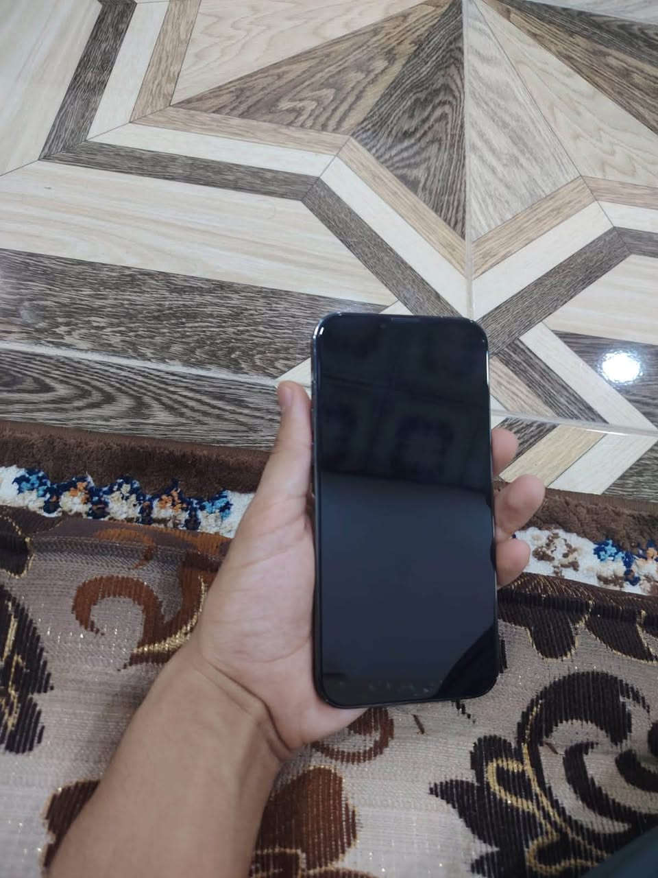 ايفون 13 برو ماكس ذاكر256 تك خط
اي ستفسار اتصال عل رقم *********** 
سعر 730 وبيه مجال موبايل نضيف
