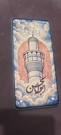بوكو F6 برو • استعمال قليل • ظهر مكسور