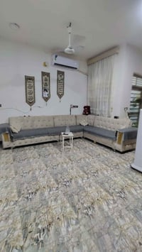 بيع مستعجل عندي مريض سعر ٧٥ كون تجي هسه اتصل وتعال 07809394847 حي الفر...