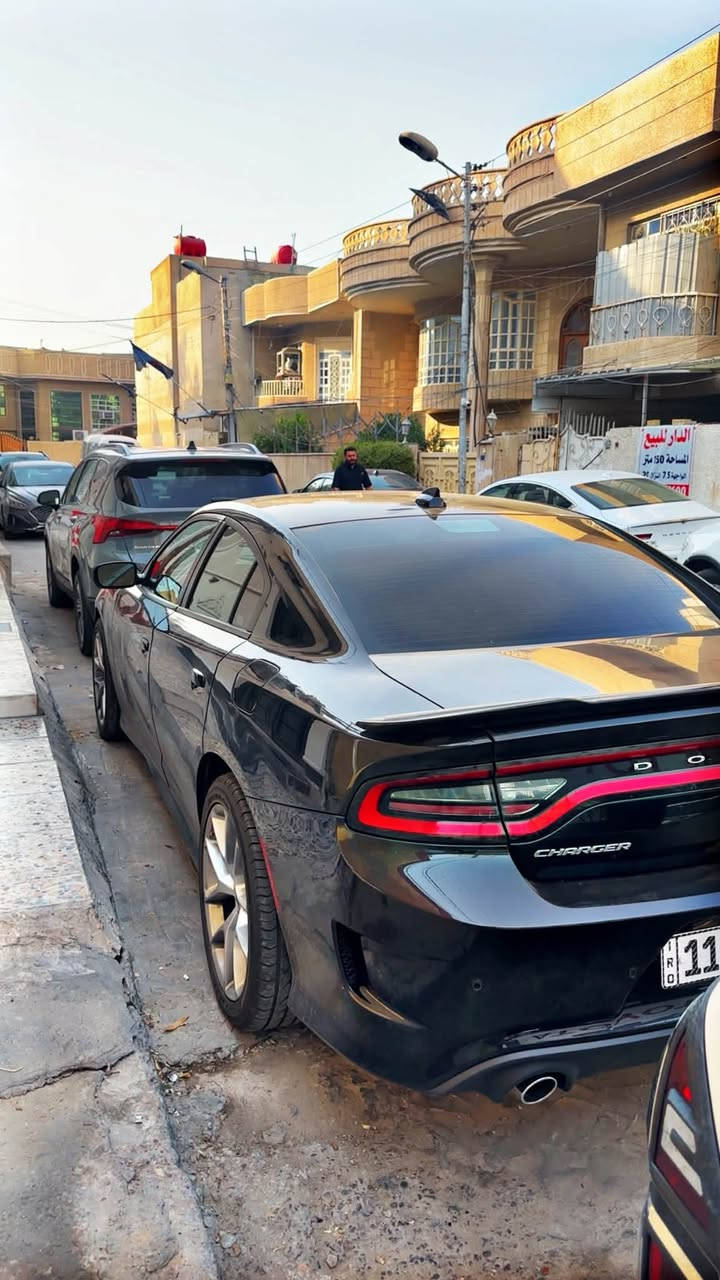 السلام عليكم جارجر موديل 2023 GTالسيارة بيها فقد بنيد صبغ السيارة حيل نضيفة السعر 215 العنوان بغداد البنوك للاتصال ***********
