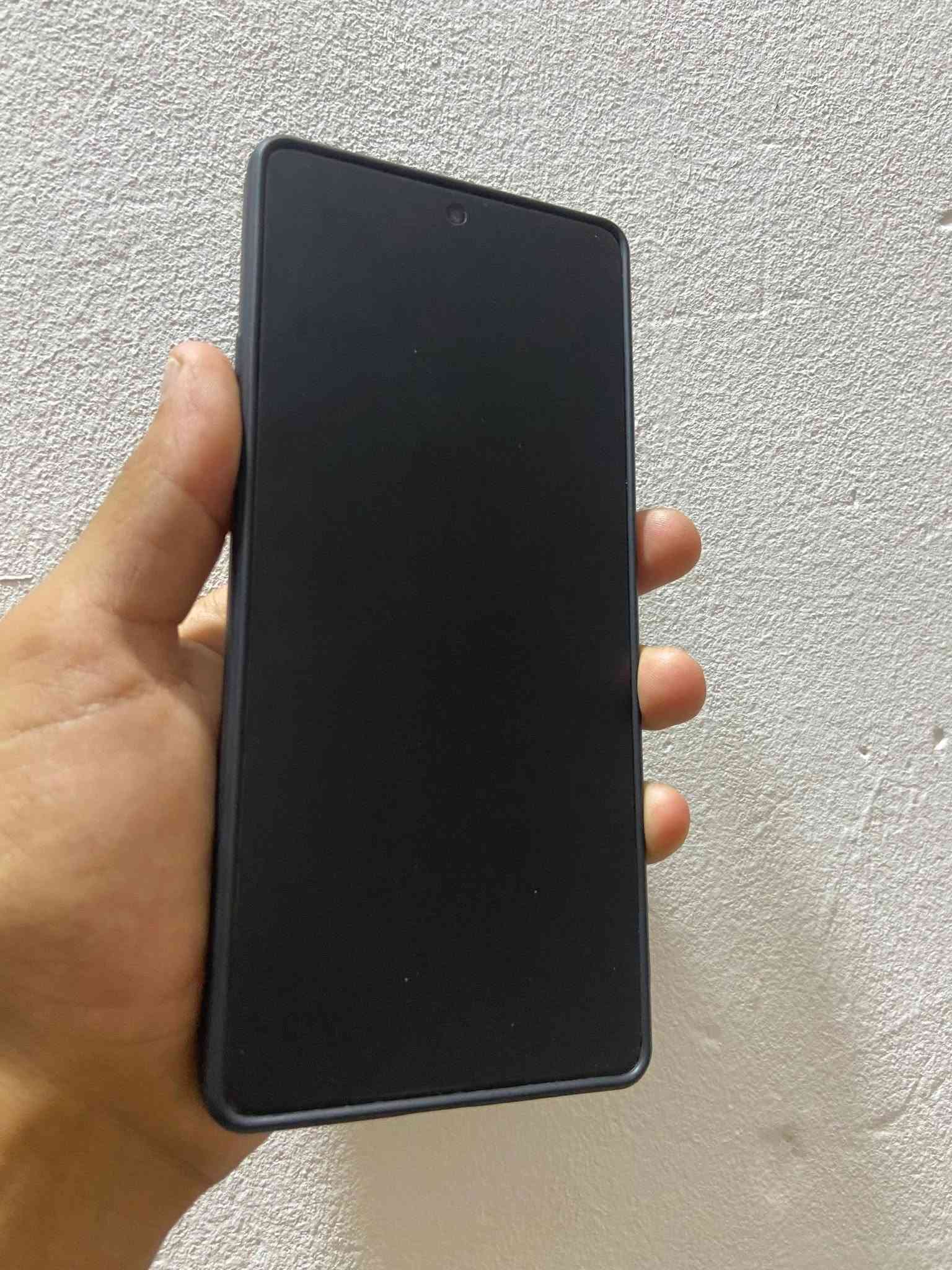 للبيع او امراوس TECNO CAMON 40
ما مفتوح كله مكفول فقط فطر مثل الشخط بلشاشه يعتبر شخط منشكد مو اصغير حيل وما يبين مثل ما اموضح بلصور الباقي كله مكفول ما مفتوح وعل فحص ✅ المواصفات بلصور
النضام اندرويد 16 احدث نضام وسلس كلش  
بدون ملحقات فقط كفر ولاسق حمايه مضلل 
السعر 200الف مكاني بغداد ابو غريب 
وهاذه رقمي ‏‪***********‬‏ بي واتساب 
توصيل ماعندي ❌

نص مكتوب في الصور:
- هاتفي HiOS 16.2.0 التحقق من التحديثات اسم الجهاز TECNO CAMON 40 التخزين 43,08 غ.ب / 256 غ.ب الطراز TECNO CM5 وحدة المعالجة المركزية Helio G100 Ultimate RAM 8,00 غ.ب الكاميرا الخلفية 50M OIS+8M الكاميرا الأمامية 32M البطارية 5200mAh الشاشة 1080x2436