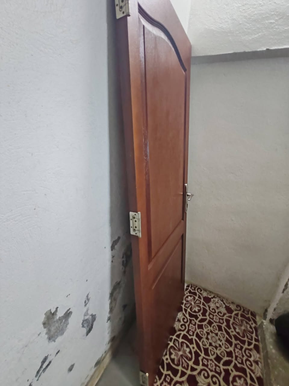 باب للبيع مستعمل اخو الجديد 
تركي عازل للصوت 
مع الچرچوبة 
السمك 4 سم
الطول 203 سم 
العرض 80 سم 

اشتريته ب 125 اريده ب 100 قفل 
ماشديته بسبب اختلاف القياسات 
بغداد البياع
***********
