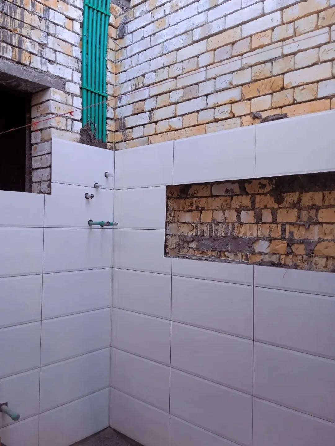 كادر.مصري 
سيراميك جدران 
سيراميك ارضيات 
بورسلين. مرمر. درج
***********.
