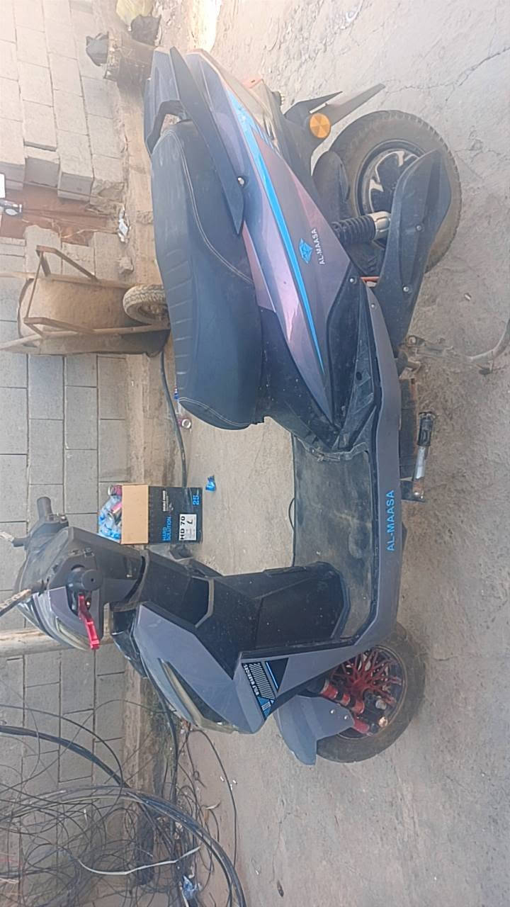 موطو شحن للبيع
موديل 25 
استعمال شي غليل
بطاريات فول🔋
شغال مابي كل نقص 
تشغيل عن بعد وكرت
سعر 550وبي مجال شي غليل بيع مستعجل
مكان خالديه
رقم الهاتف ***********/***********
وبيهن واتساب والشراي بي خير ويدلل🌹
