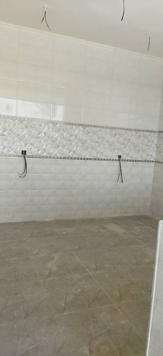السلام عليكم خلفه سيراميك متفرغ شغل مرتب درجه أولى وأسعار مناسبه جدا (نقد وقسط)للأستفسار على الرقم التالي او على الخاص ***********
