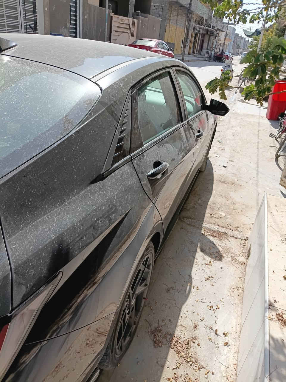 ان لاين ٢٥ ماشيه ١٠ الف بدون حادث قوي سعرها مناسب ***********
