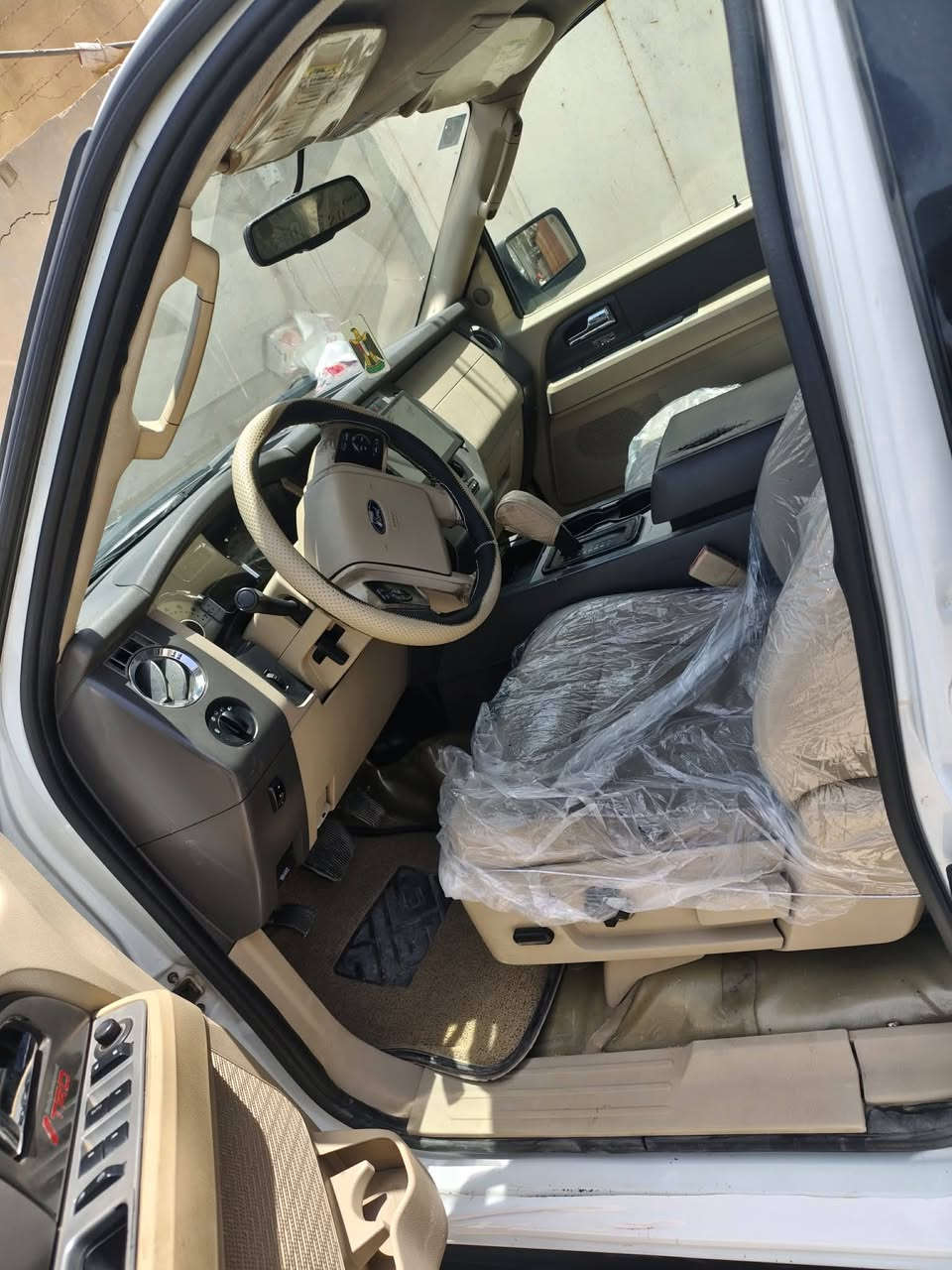 سلام عليكم
اعادة نشر اكسبديشن ٢٠١١خليجي مكينه كايمه والباقي جاهز بيع او مراوس *********** سوق الشيوخ

