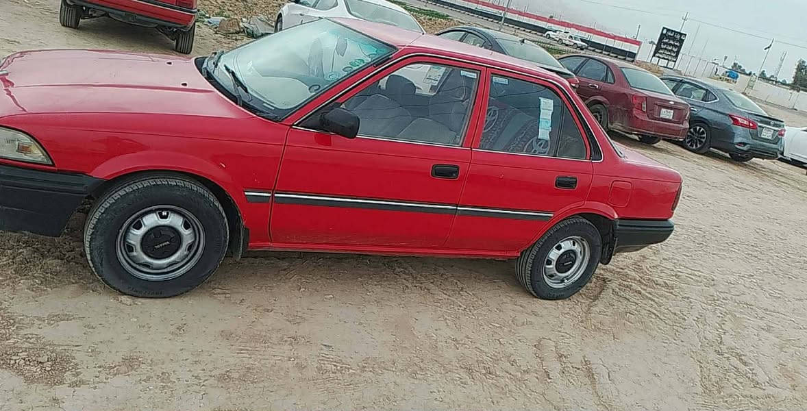 كورلا ٩٠ يسرا بلاد سنويه لل ٣٠ كلشي شغال مابيها نقص برغي مكان السياره قرية حلوه سفلى ناحية الزاب  تبريد ثلج  دوشمه وغرفه شركه طك كارتون سياره مداريه ومتعوب عليها الشراي يتصل وبي خير ويدلل ملاحضه موشراي لا تتصل وتتعبني البيع نقد فقط ***********
