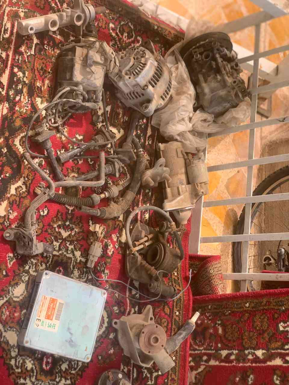 أغراض كولا للبيع  شرط شغالين  من عقل وكلشي السعر ١٥٠ الف.   حي الصديق ***********
