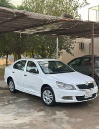 اكتافيا • ٢٠١١ • توماتيك ١.٦
