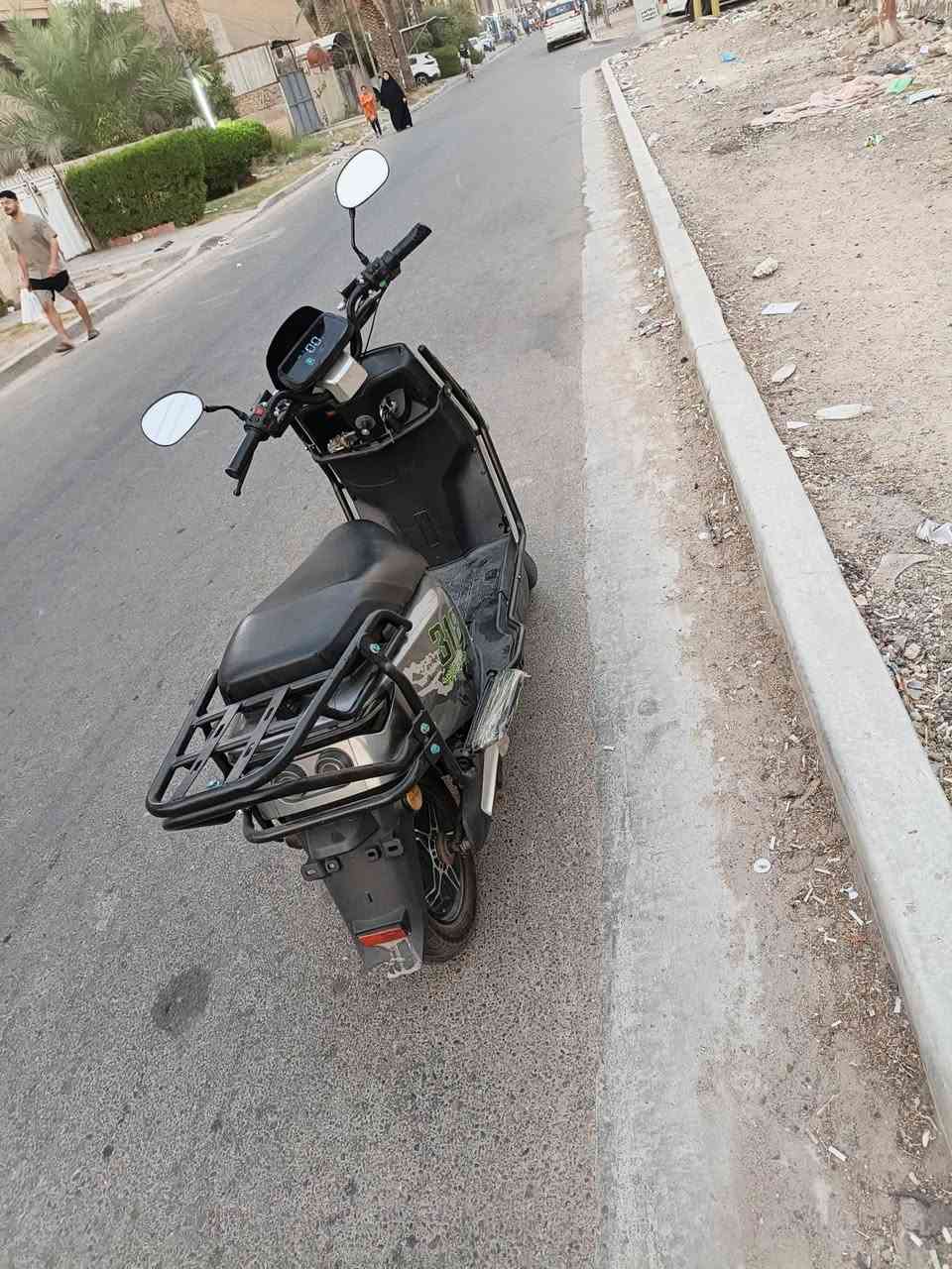 سلام عليكم دراجه تايلج318 باتري 6فولت72مكفوله وكامله شغل وتطلع تمشيك فوك ل50كيلو بل شحنه باتريات عل فحص جدد لوك ماشيه337كيلو سعرها550 مكاني حي الجهاد بغداد بدون مراوس فقط بيع ستفسار ***********
