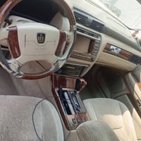 ملكة • ٢٠٠٢ • مدفوع كمرك