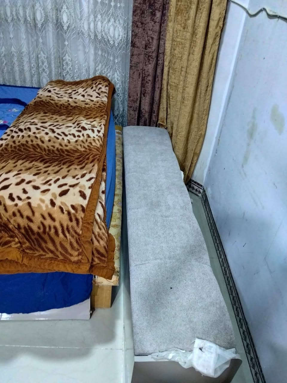 غرفه • عشر قطع • نضيفه