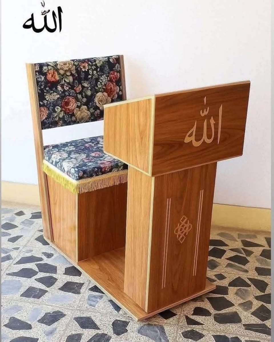 رحلات صلاه 50 الف توصيل مجانيً للحجز واتساب
***********

نص مكتوب في الصور:
- الله